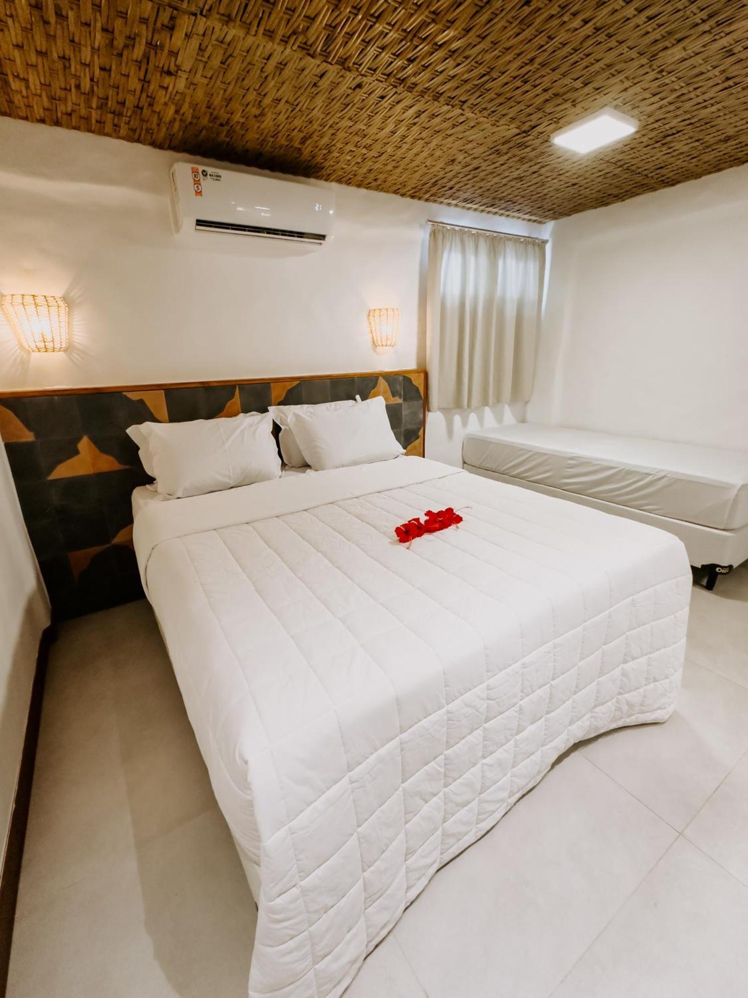 Hotel De Pedras Noronha *